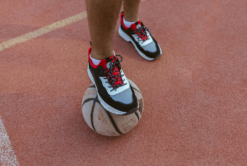 Stressfractuur van het os naviculare bij sporters